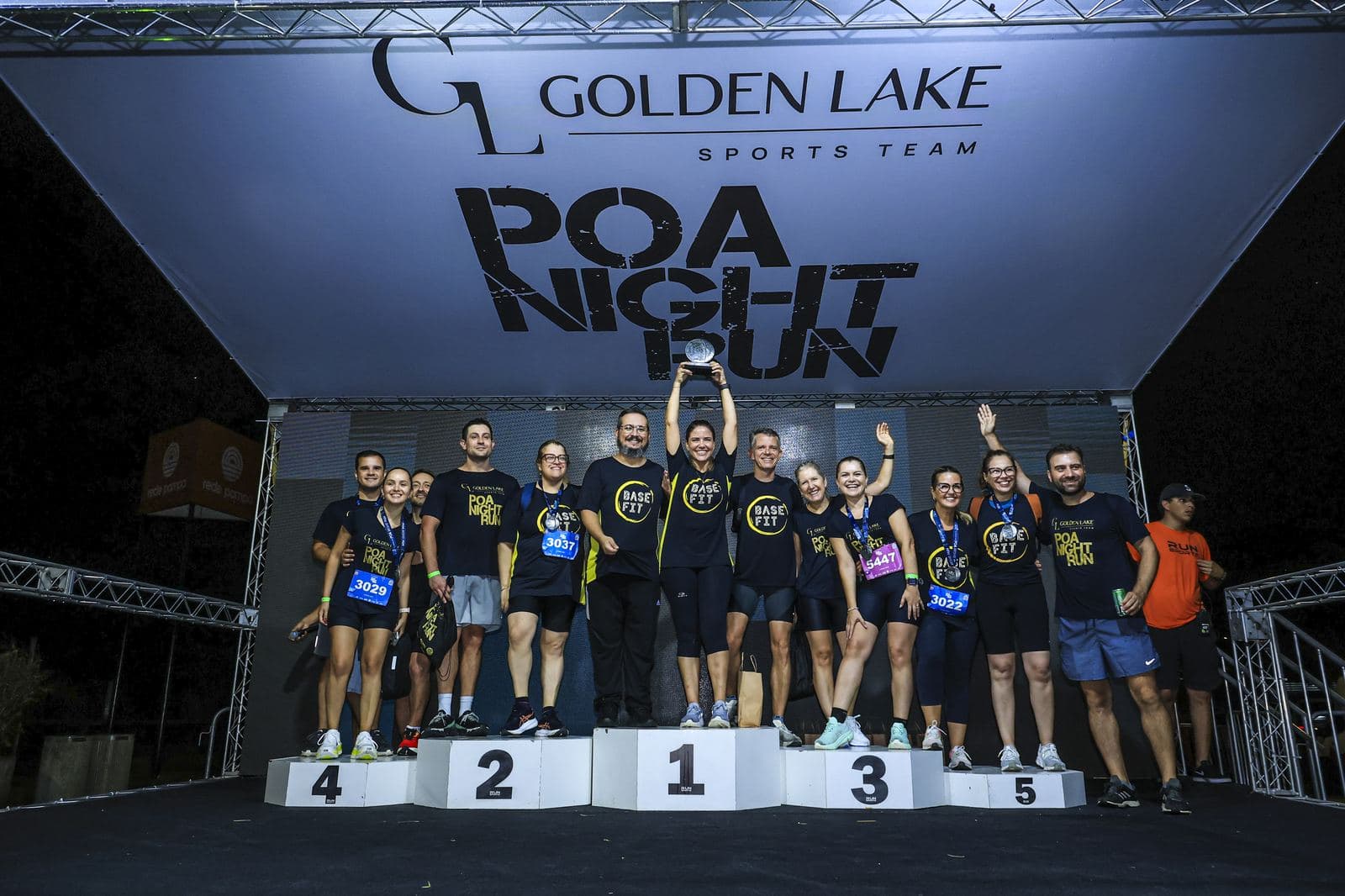 Entrega de troféus aos vencedores da POA Night Run